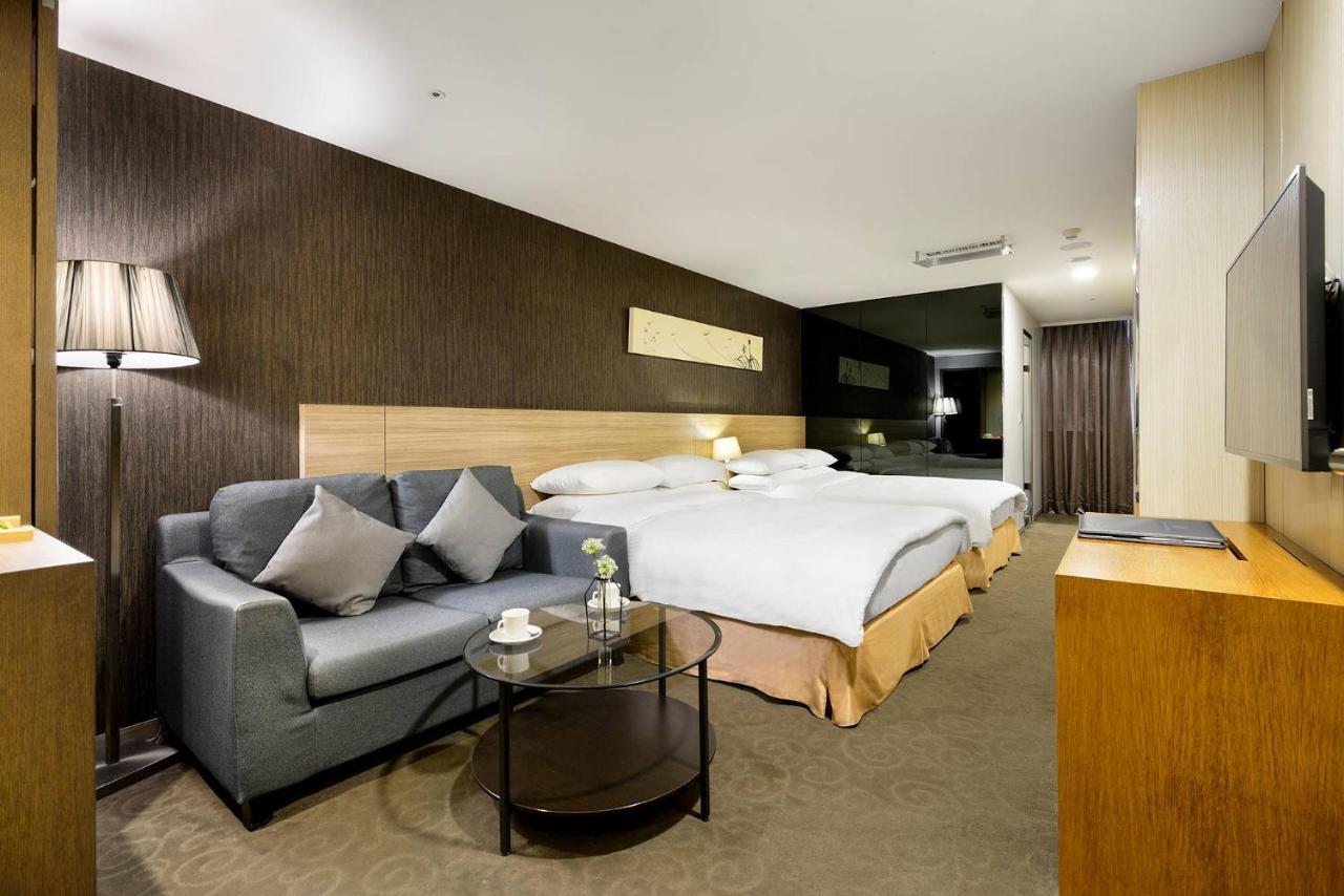 Beacon Hotel Taichung Exterior foto